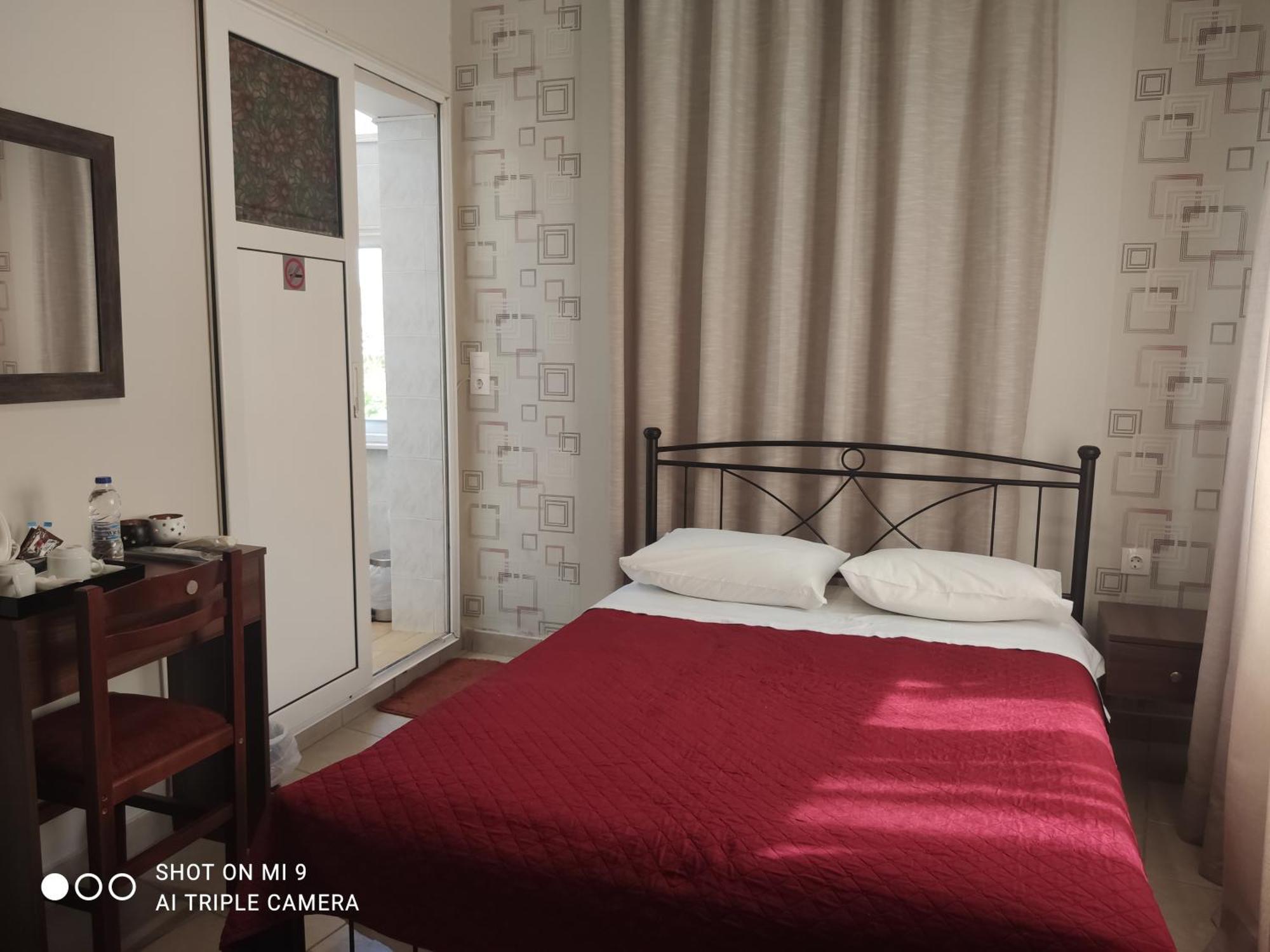 Hotel Trifylia كيوبارِسِيا المظهر الخارجي الصورة